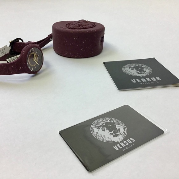 Versus Versace Watch Purple/Gold Woman’s NWT - Picture 4 of 8